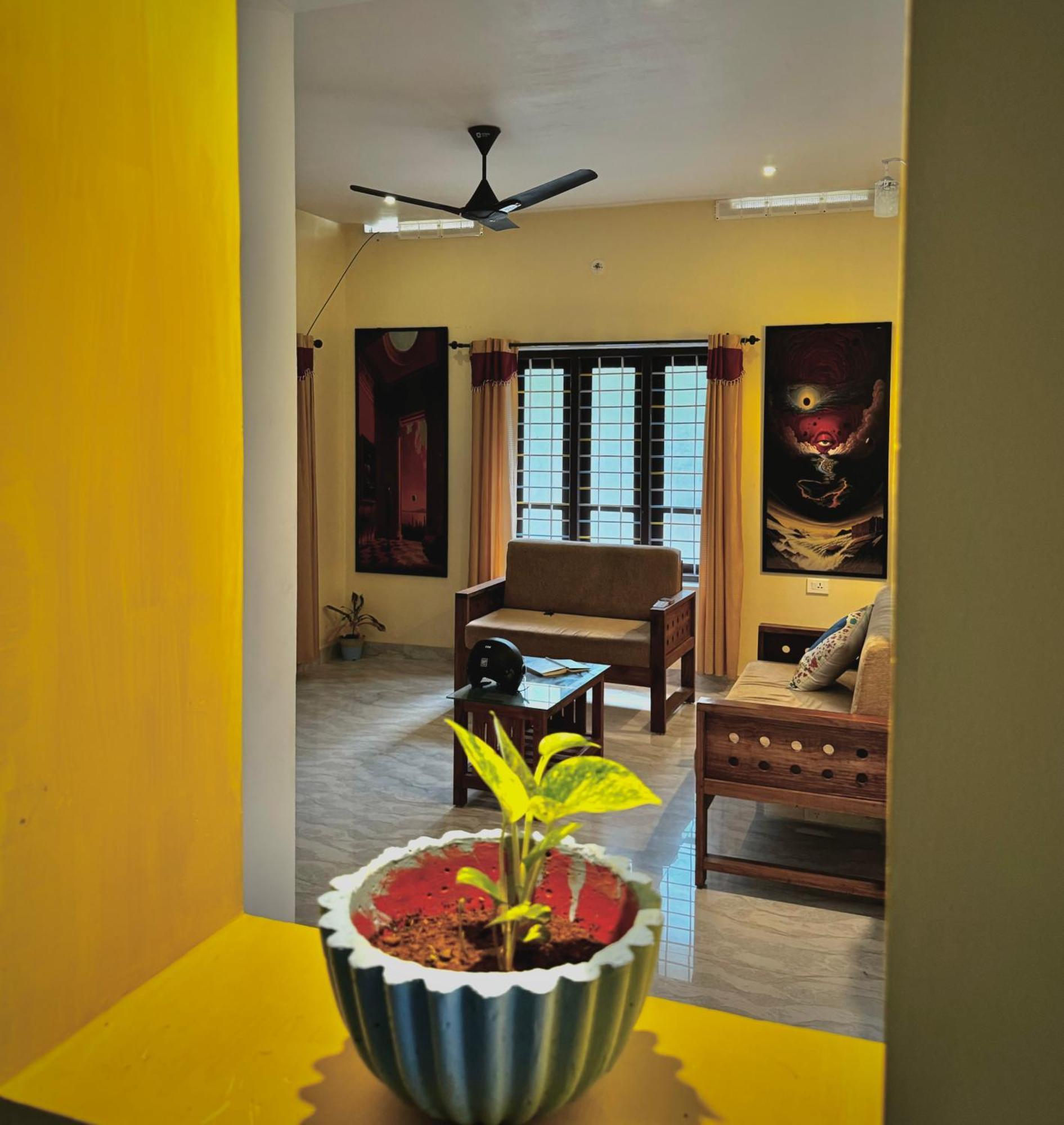 The Yellow Submarine Varkala Exterior photo