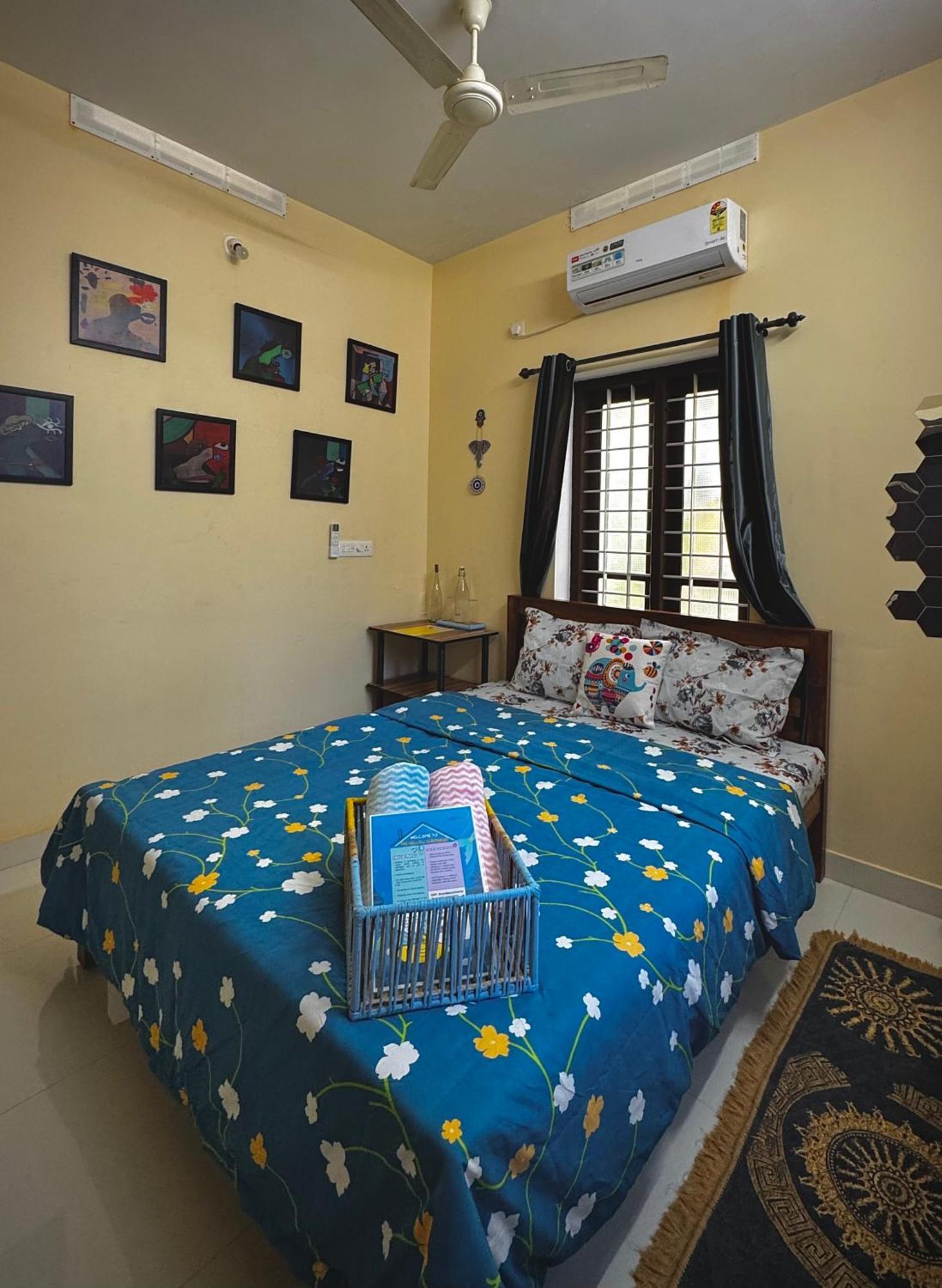 The Yellow Submarine Varkala Exterior photo